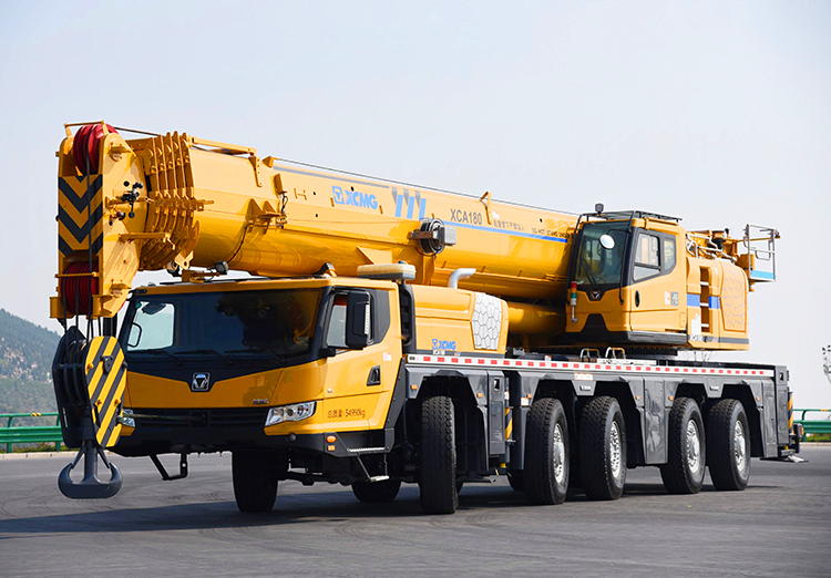 XCMG Official XCA180 All Terrain Crane for sale